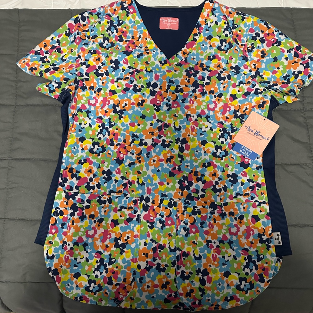 Ava Therese Floral Scrub Top